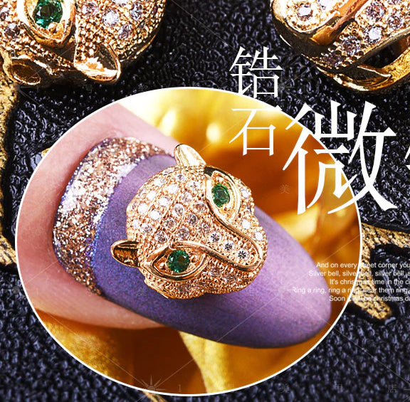 Luxury Crystal Leopard Head